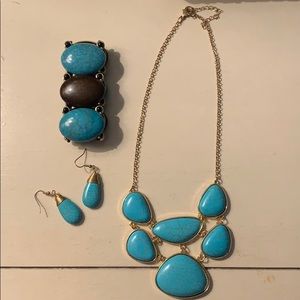 Necklace, bracelet and earring set